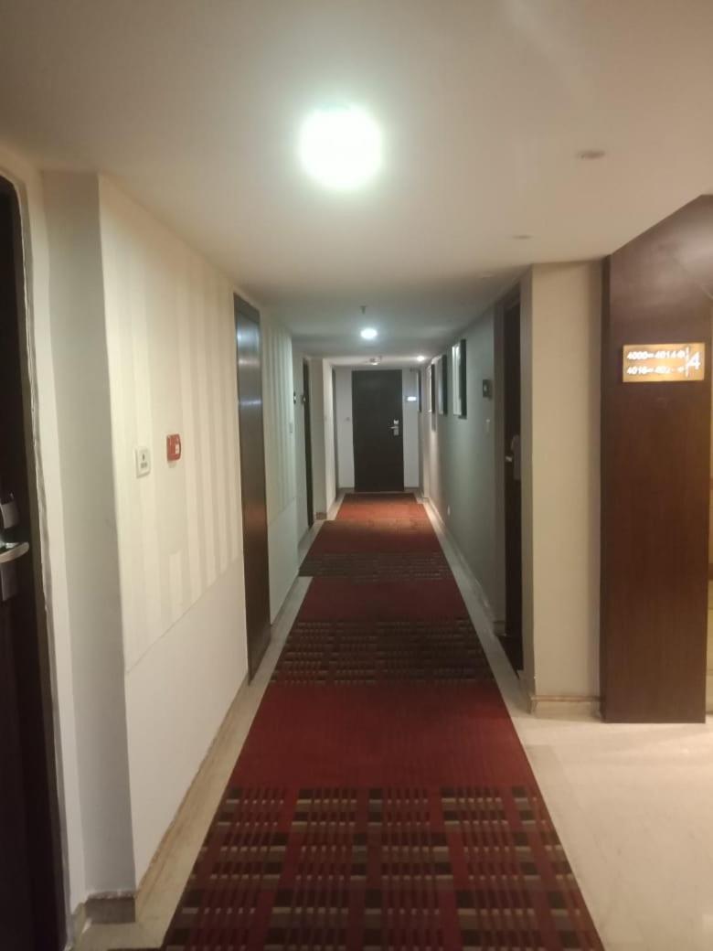 Blossom Rooms Hotel Vashishtha - Free Lunch Or Dinner- Free Breakfast Хайдарабад Экстерьер фото